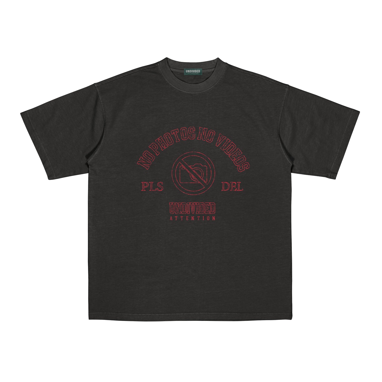 "NO PHOTO NO VIDEOS" BLACK / T-SHIRT MEDIUM FIT