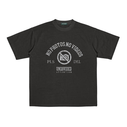 "NO PHOTO NO VIDEOS" BLACK / T-SHIRT MEDIUM FIT