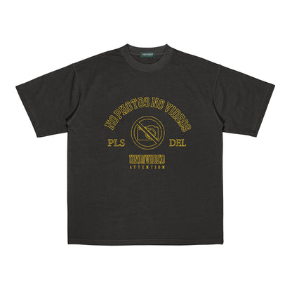 "NO PHOTO NO VIDEOS" BLACK / T-SHIRT MEDIUM FIT
