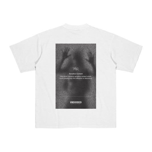 "SENSITIVE CONTENT PHOTOGRAPHIC" WHITE / MEDIUM FIT