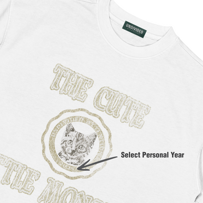 "THE CUTE LITTLE MONSTER #02" WHITE / OVERSIZED FIT